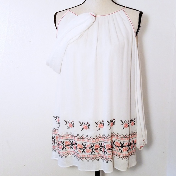 ❄️ Removing 1/1❄️NWT Max Studio Boho Top - Picture 2 of 7